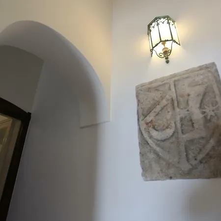 Il Cedrangolo House